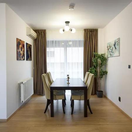 Urban Retreat By Herastrau Park * Bukarest