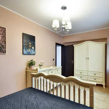 Urban Retreat By Herastrau Park *