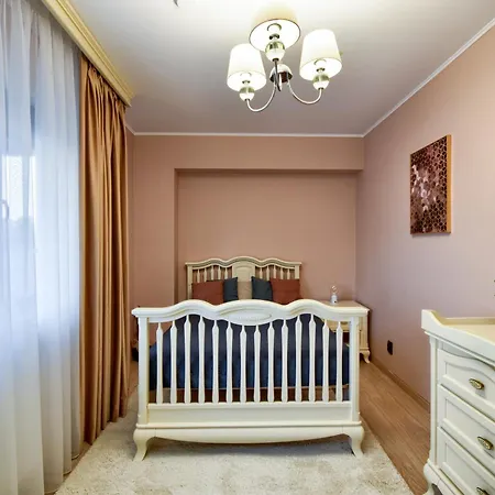 Urban Retreat By Herastrau Park