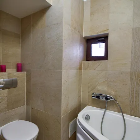 Urban Retreat By Herastrau Park *