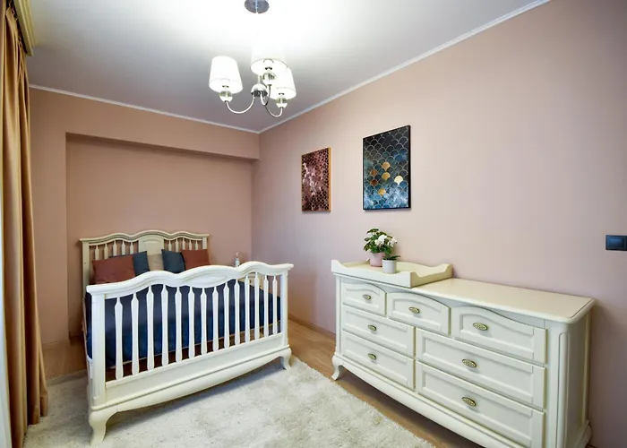 Urban Retreat By Herăstrău Park *