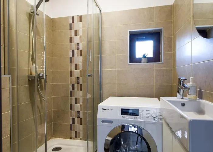 Urban Retreat By Herastrau Park * Bucharest